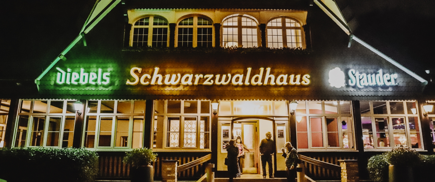 Home Tanzcafe Schwarzwaldhaus